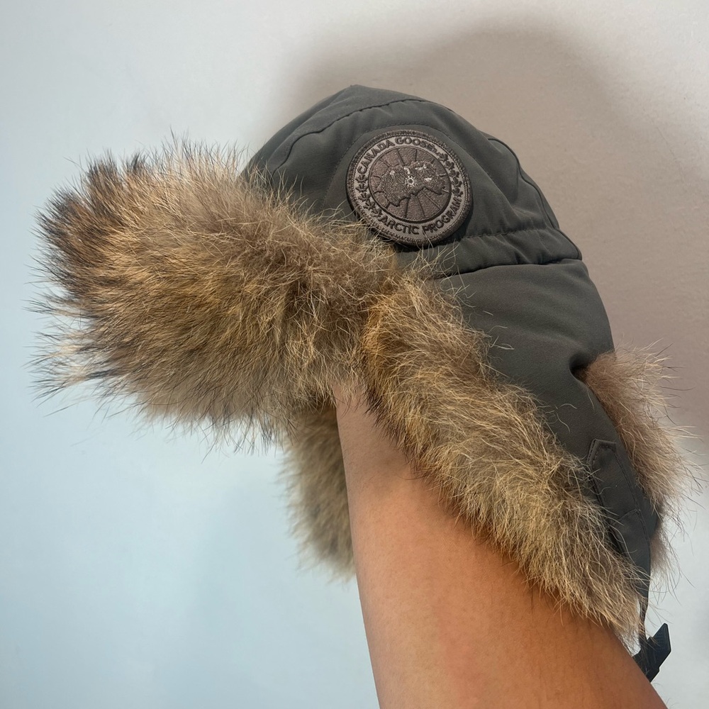 👕🌶 Canada Goose Aviator Downfilled Fur Hat